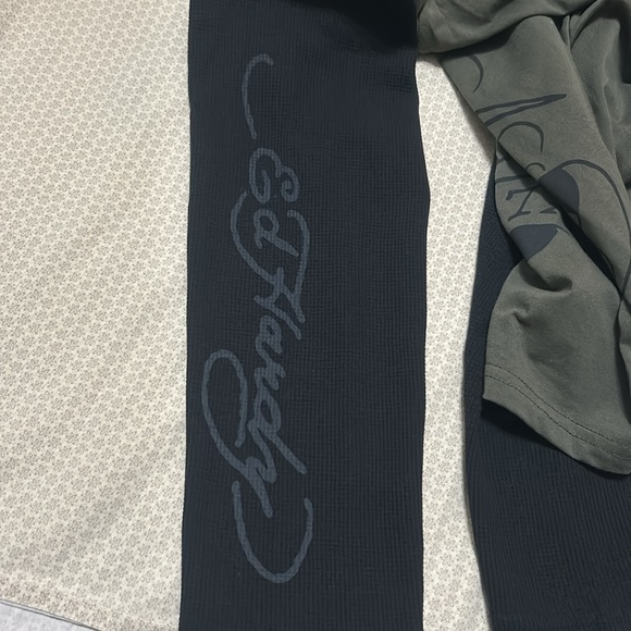 NWT Ed Hardy Men’s Long SleevesT-shirt size Large - Picture 10 of 12